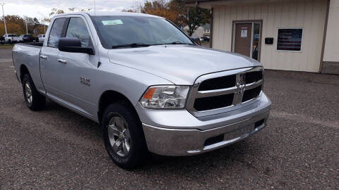 2017 RAM 1500 SLT