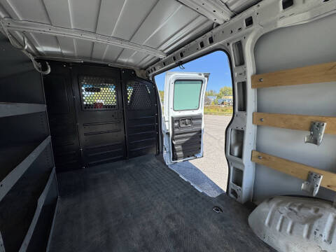 2020 GMC Savana 2500