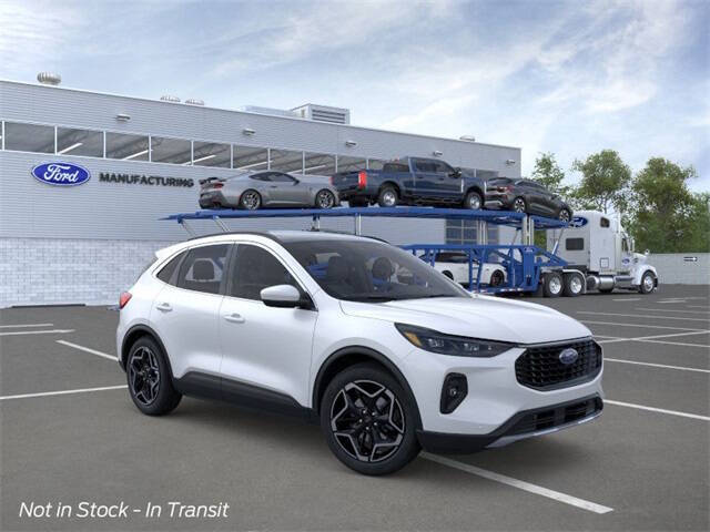 2026 Ford Escape Hybrid Platinum