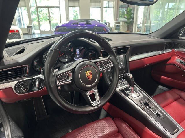 2017 Porsche 911
