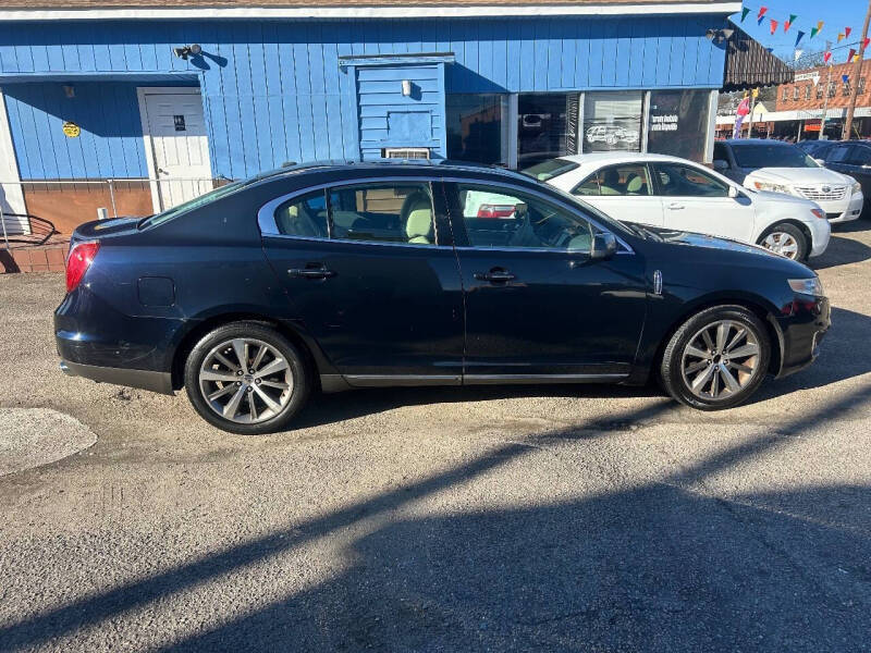 2009 Lincoln MKS