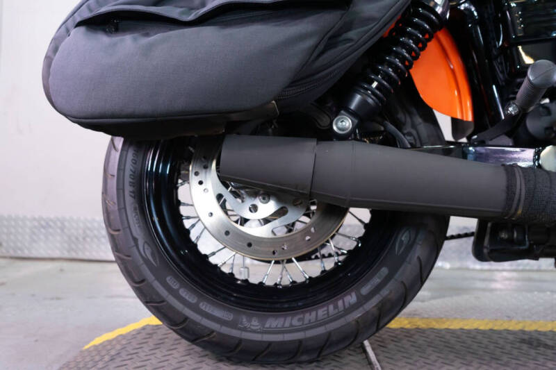 2007 Harley-Davidson Dyna Street Bob