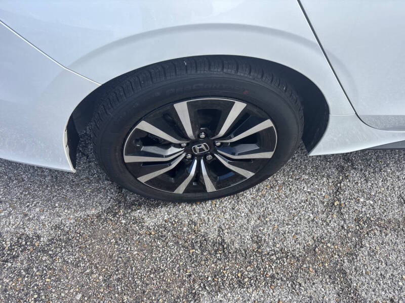 2024 Honda Civic EX-L