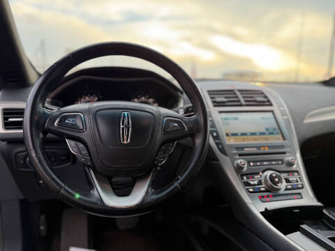 2017 Lincoln MKZ Premiere