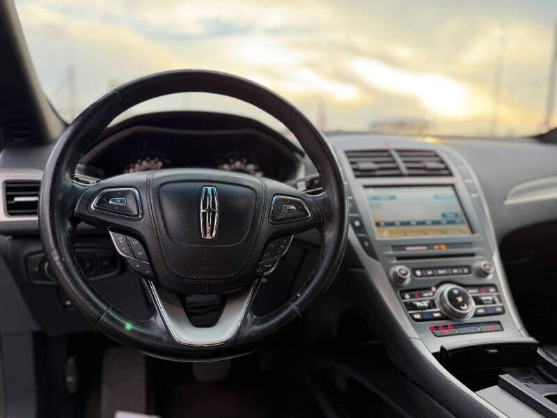 2017 Lincoln MKZ Premiere