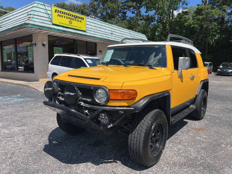 2007 Toyota FJ Cruiser for sale at Paniagua Automotive One in Chattanooga TN