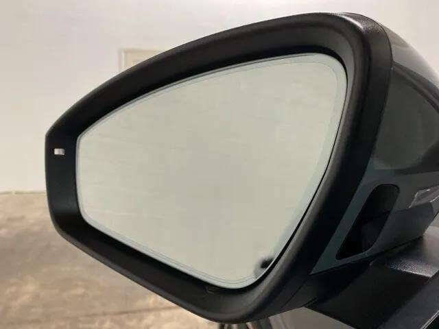 2024 Audi Q4 e-tron quattro Premium 55