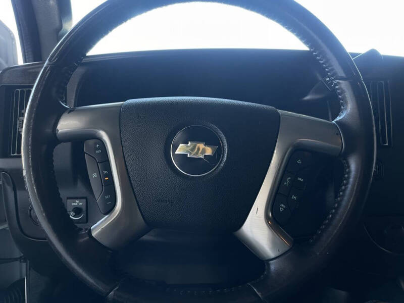 2017 Chevrolet Express LT 3500