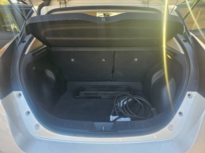 2018 Nissan LEAF SL