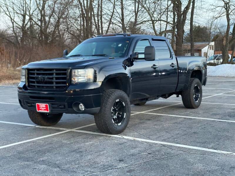 2008 GMC Sierra 2500HD for sale at Hillcrest Motors in Derry NH