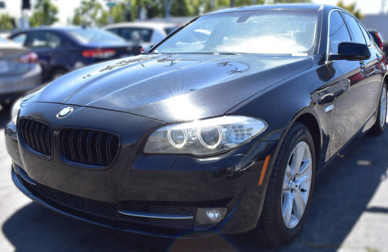 2013 BMW 5 Series 528i