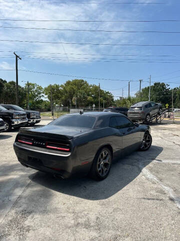 2015 Dodge Challenger SXT Plus