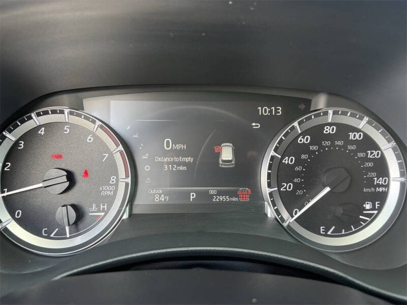 2025 Toyota Highlander LE