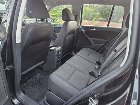 2012 Volkswagen Tiguan S 4Motion