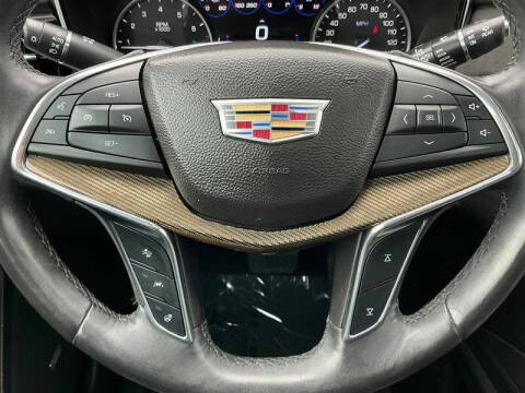 2017 Cadillac XT5 Platinum