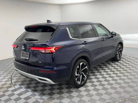 2024 Mitsubishi Outlander SE