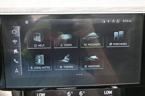 2024 Audi Q8 e-tron quattro Premium Plus