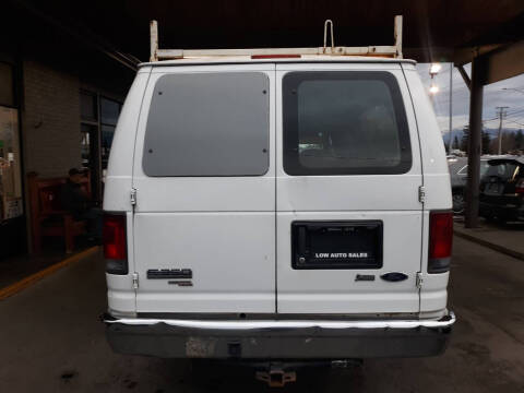 2009 Ford E-Series E-350 SD XLT