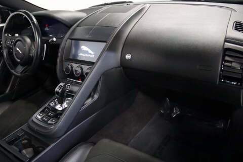 2021 Jaguar F-TYPE R-Dynamic