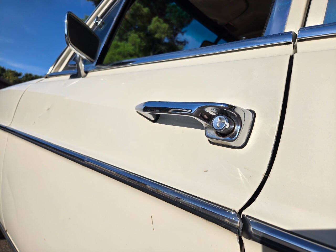 1972 Mercedes-Benz 220 35