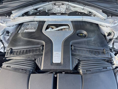 2023 Aston Martin DBX 707