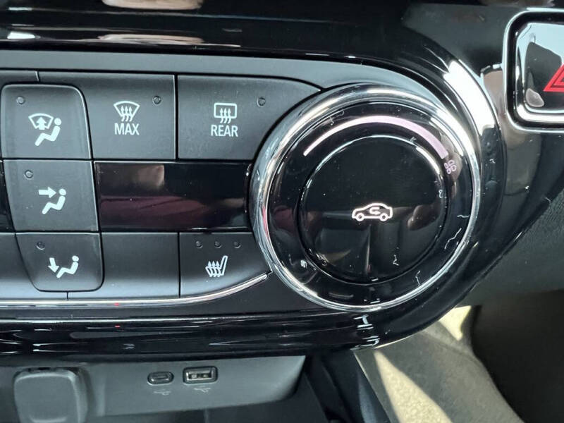 2025 Chevrolet Trax RS