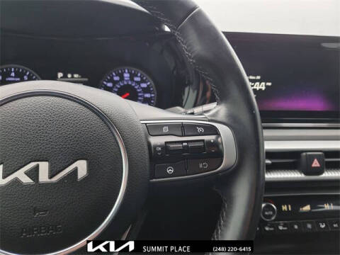 2023 Kia K5