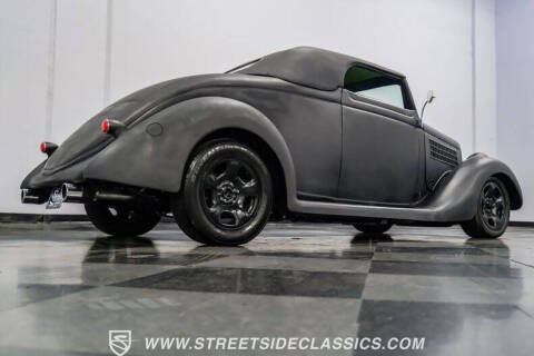 1935 Ford Cabriolet