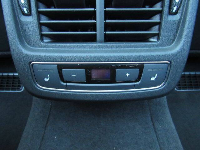 2024 Audi e-tron GT quattro Premium Plus