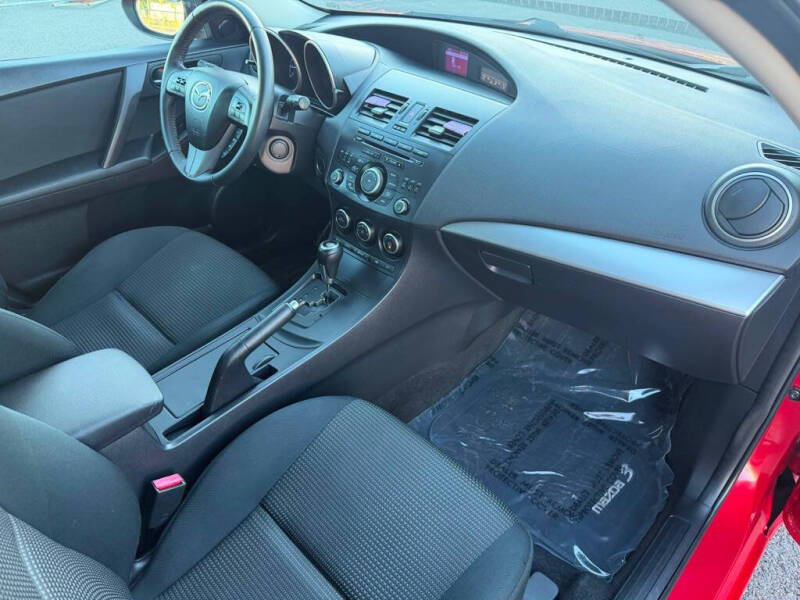 2013 Mazda MAZDA3 i Touring