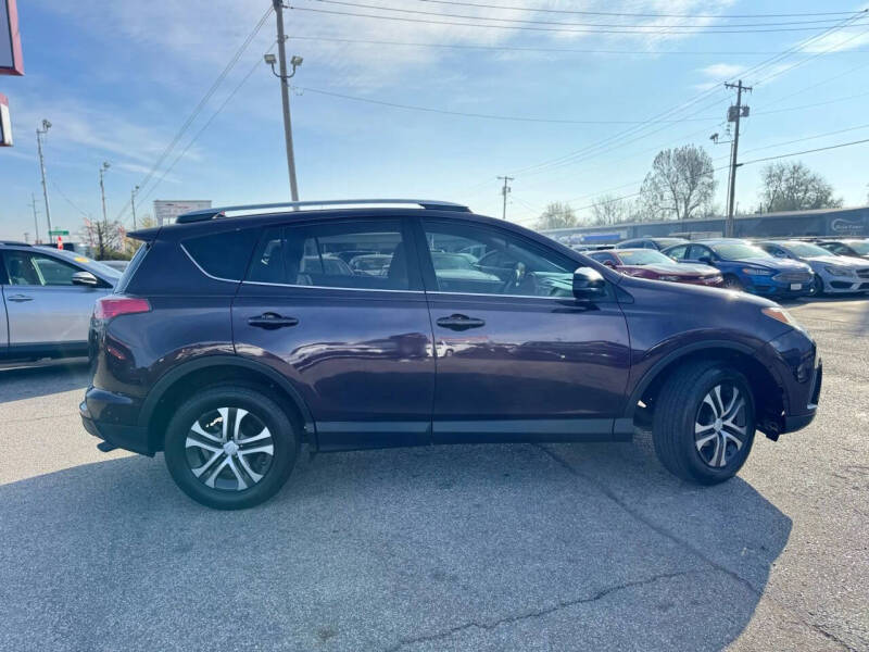 2017 Toyota RAV4 LE