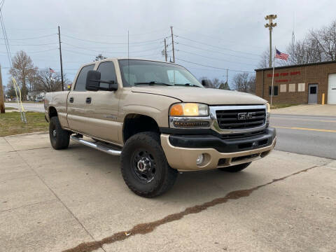 2004 GMC Sierra 2500HD for sale at Tilton Auto Repair And Sales in Tilton IL