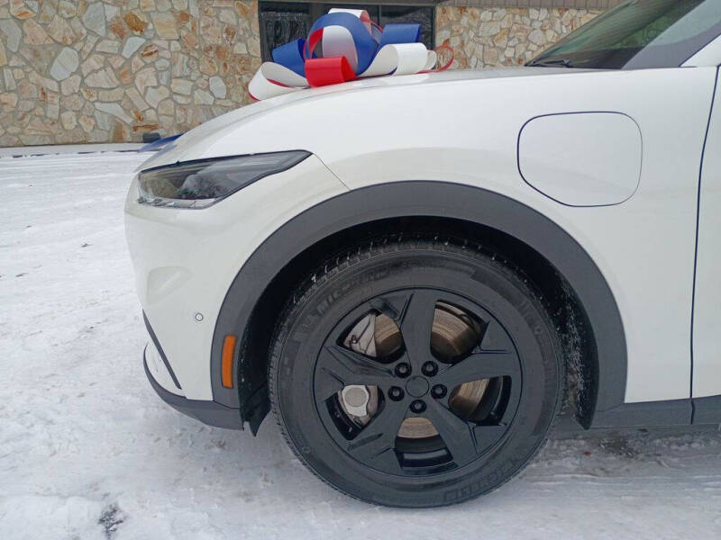 2021 Ford Mustang Mach-E Select