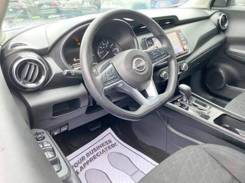 2023 Nissan Kicks SV