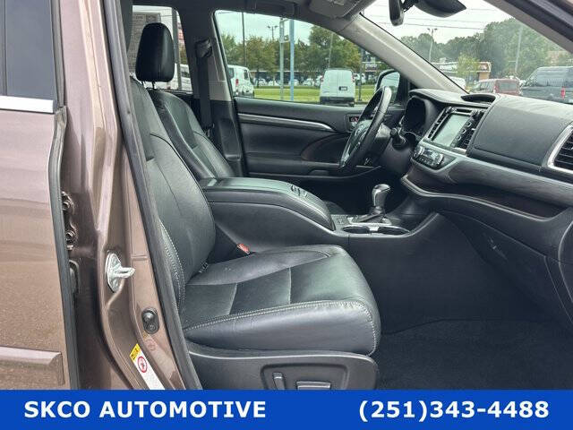 2017 Toyota Highlander Limited