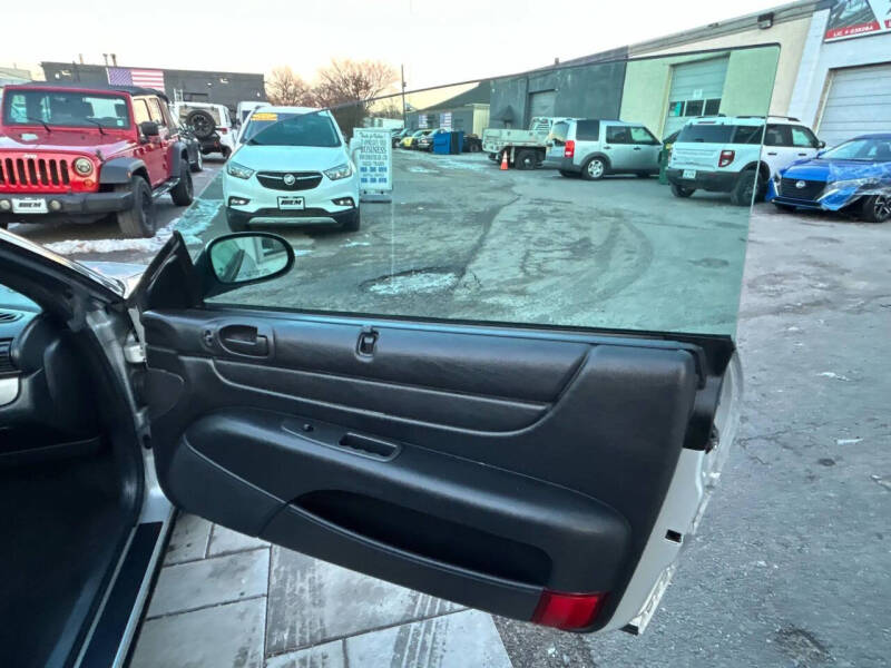 2005 Chrysler Sebring GTC