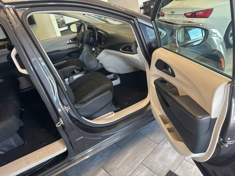 2018 Chrysler Pacifica Touring Plus
