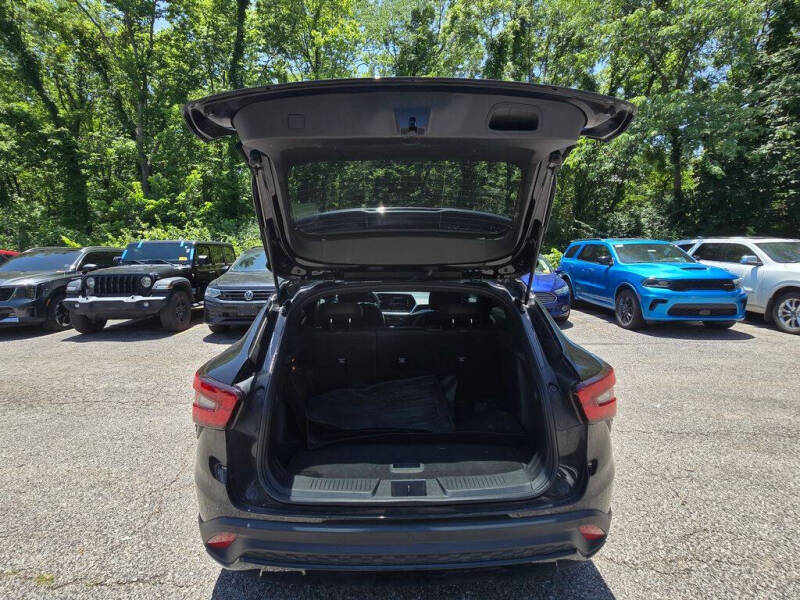 2025 Chevrolet Trax RS