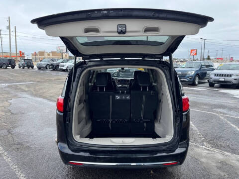 2018 Chrysler Pacifica Touring L