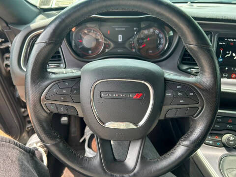 2018 Dodge Challenger SXT Plus