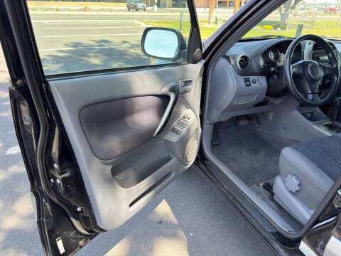 2003 Toyota RAV4