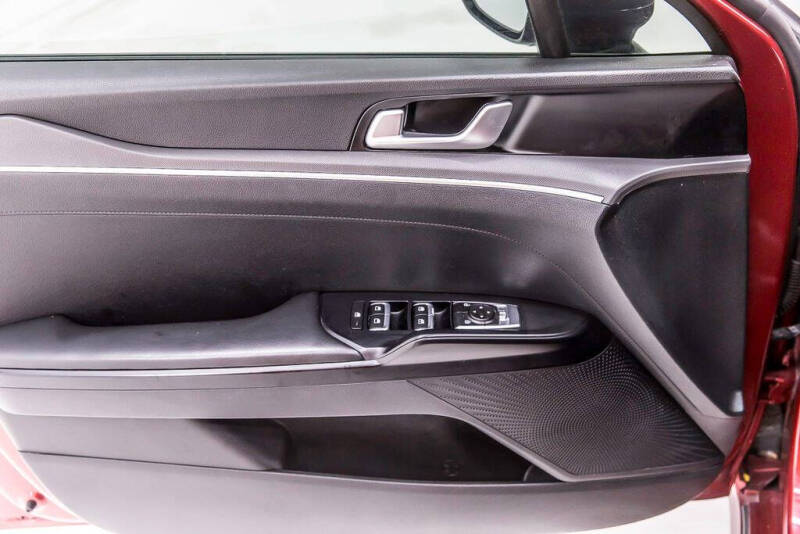 2022 Kia K5