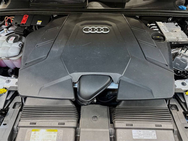 2022 Audi Q7 quattro Premium 55 TFSI