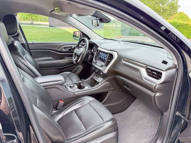 2022 GMC Acadia SLT