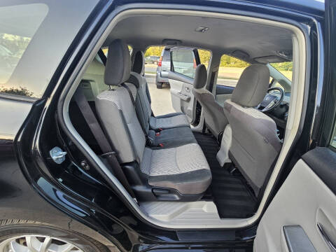 2017 Toyota Prius v Three