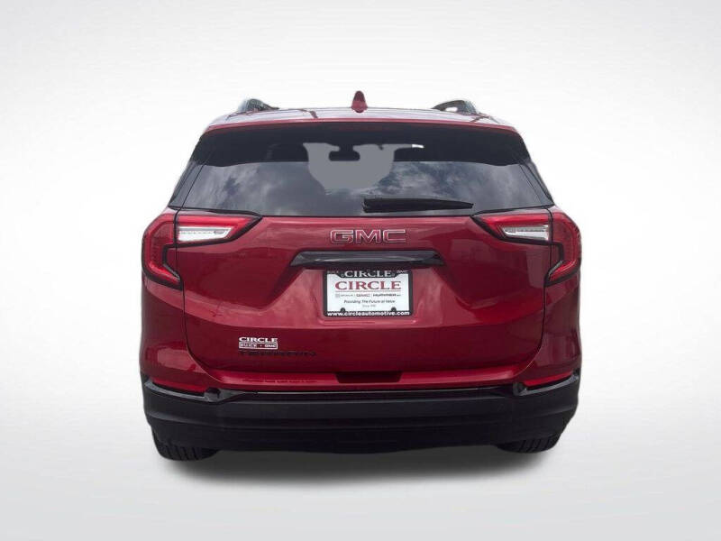 2022 GMC Terrain SLE