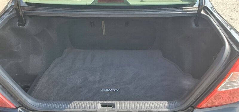 2004 Toyota Camry Standard