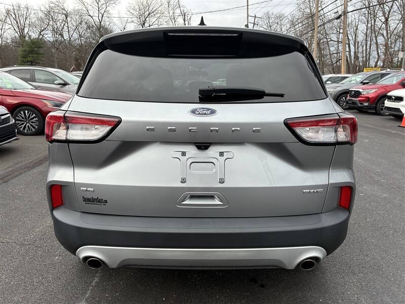 2022 Ford Escape SE