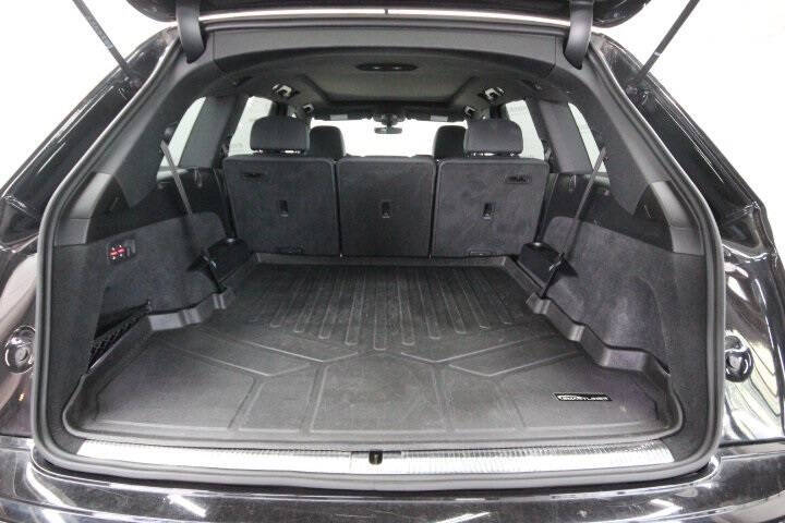 2022 Audi Q7 quattro Premium Plus 45 TFSI