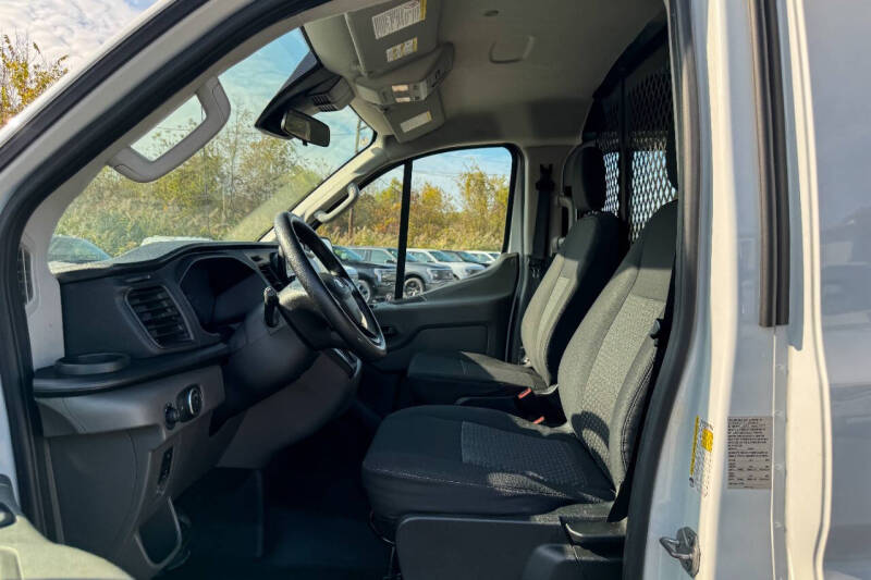 2024 Ford Transit 250